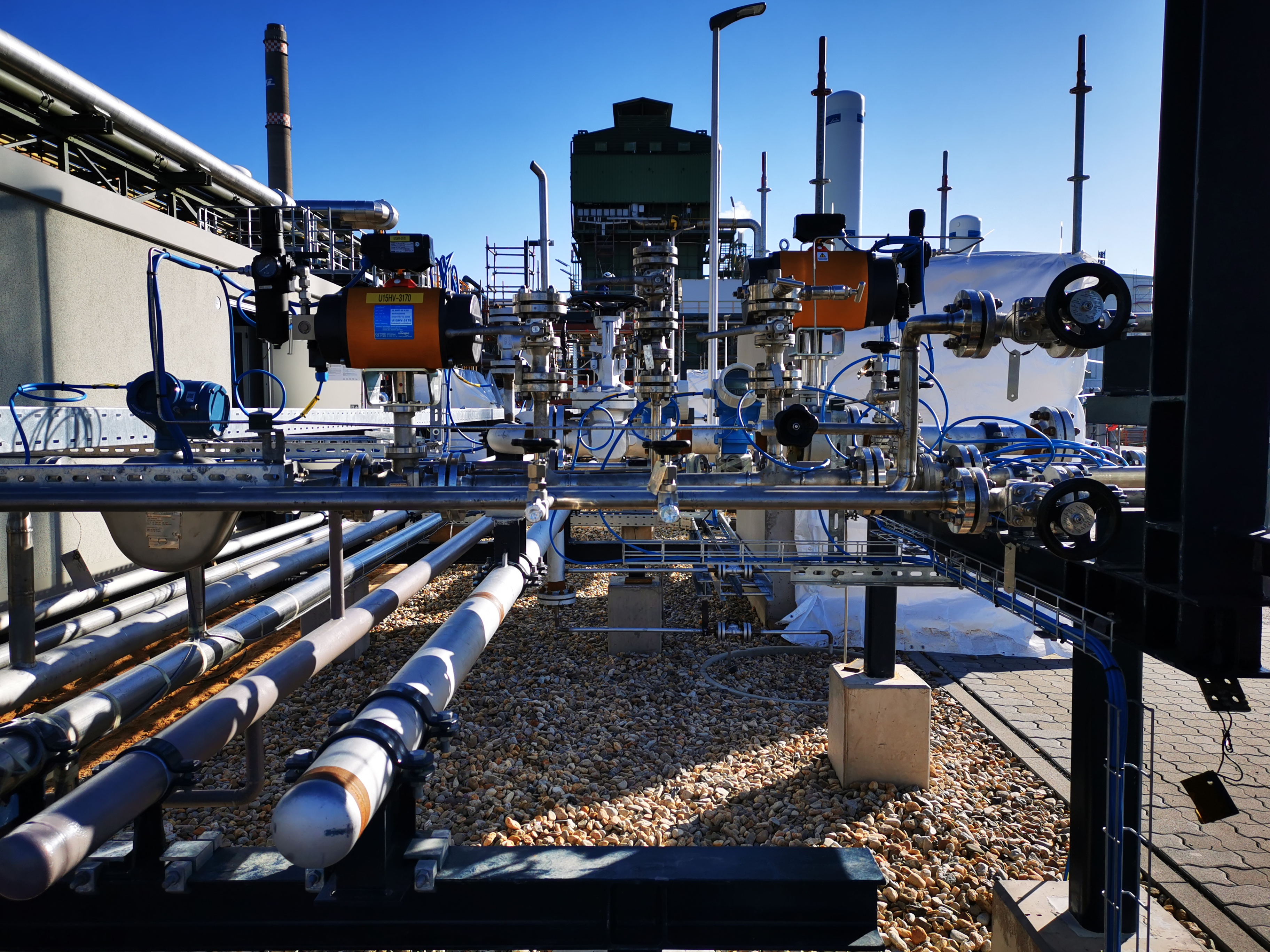 Blick auf das Pipeline-System in Leuna